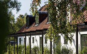 Ekenaes Gard Pa Oesterlen